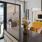 فيلة Three-bedroom Sunshine With A Heated Pool, Media Room, And Views Of The Sea جيسينتسي